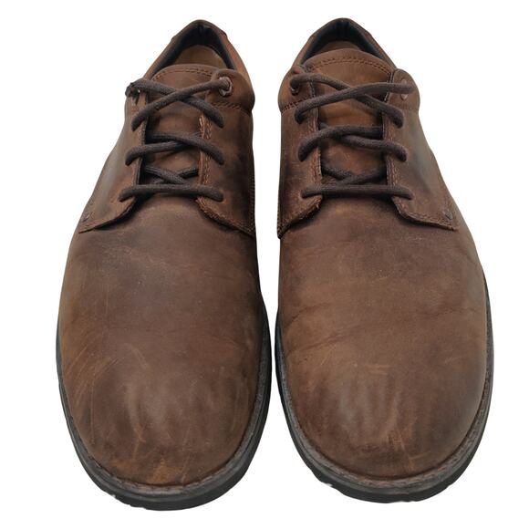 Timberland Lace up Waterproof shoes sz 9.5
